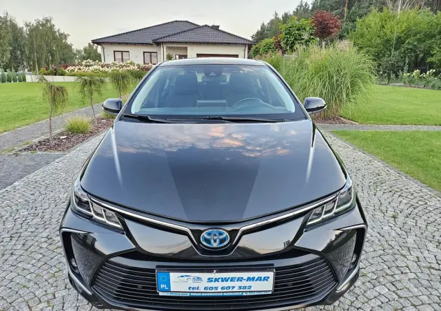 TOYOTA Corolla 1.8 Hybrid Comfort