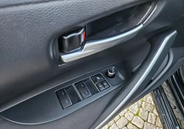 TOYOTA Corolla 1.8 Hybrid Comfort