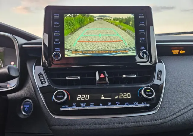 TOYOTA Corolla 1.8 Hybrid Comfort