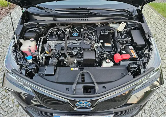 TOYOTA Corolla 1.8 Hybrid Comfort