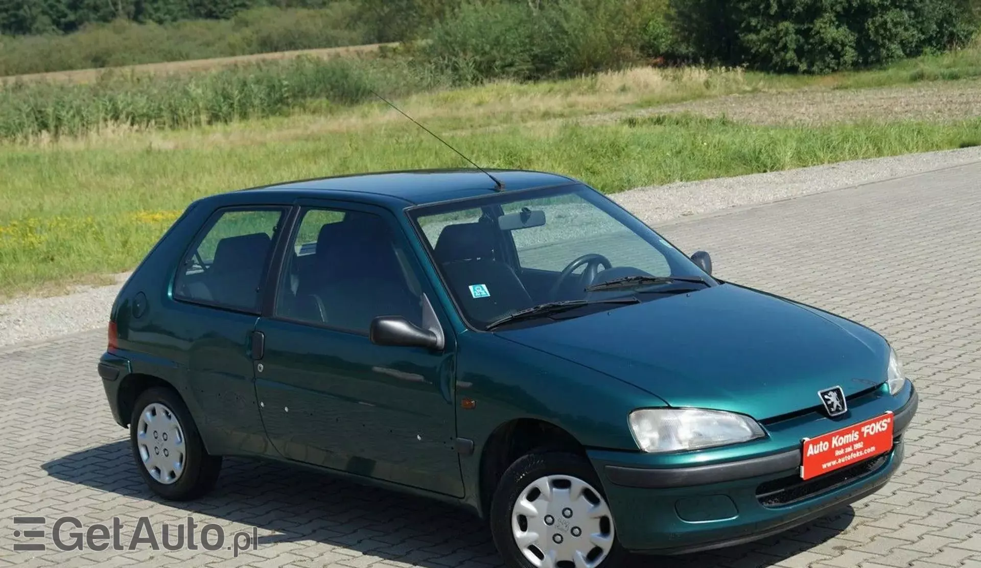 PEUGEOT 106 