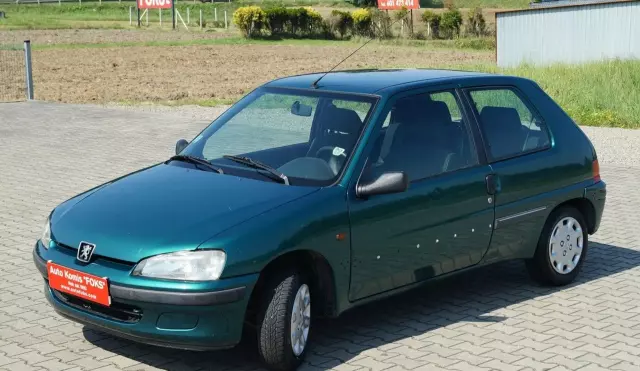 PEUGEOT 106 