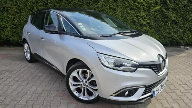 RENAULT Scenic Intens 110