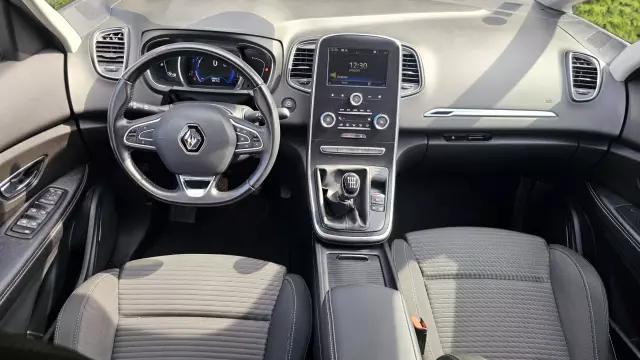 RENAULT Scenic Intens 110