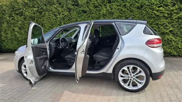 RENAULT Scenic Intens 110