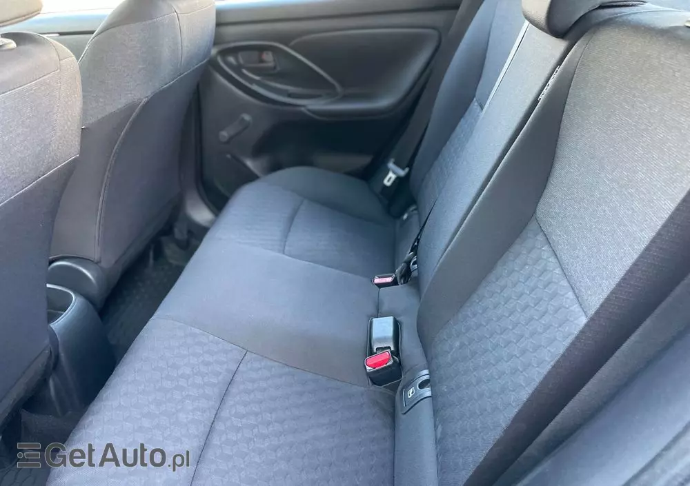 TOYOTA Yaris 1.5 Comfort