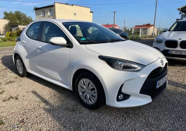 TOYOTA Yaris 1.5 Comfort