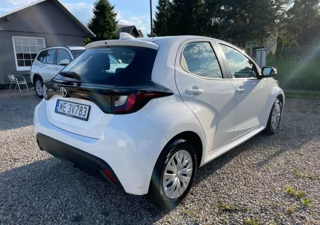 TOYOTA Yaris 1.5 Comfort