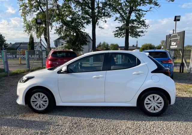 TOYOTA Yaris 1.5 Comfort
