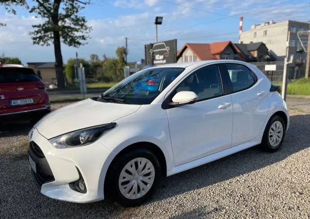 TOYOTA Yaris 1.5 Comfort