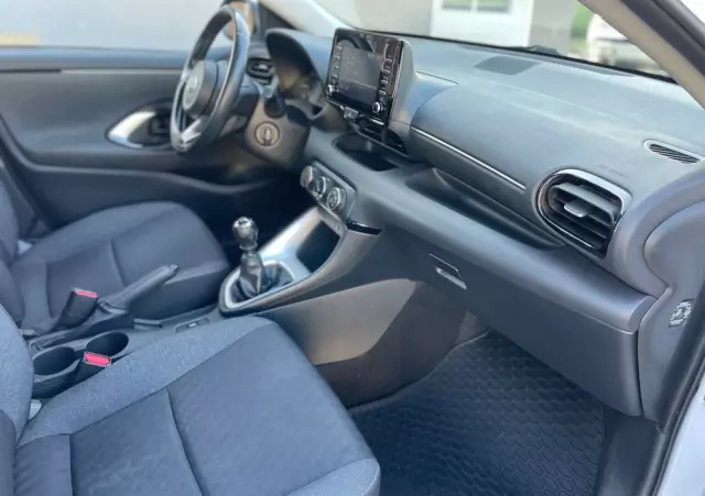 TOYOTA Yaris 1.5 Comfort