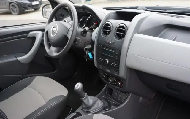 DACIA Duster 1.6 16V 4x2 Essentiel