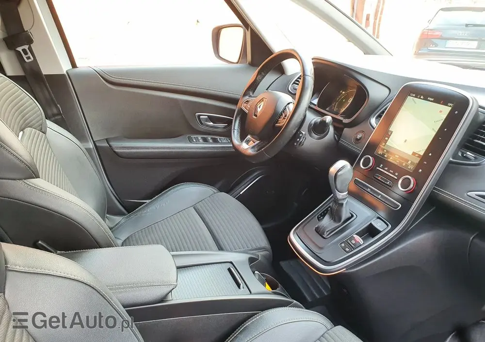 RENAULT Grand Scenic DCi 110 EDC Bose Edition