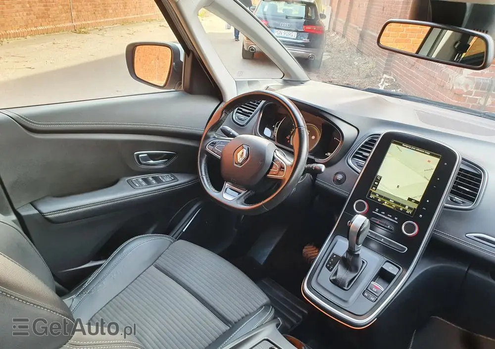 RENAULT Grand Scenic DCi 110 EDC Bose Edition