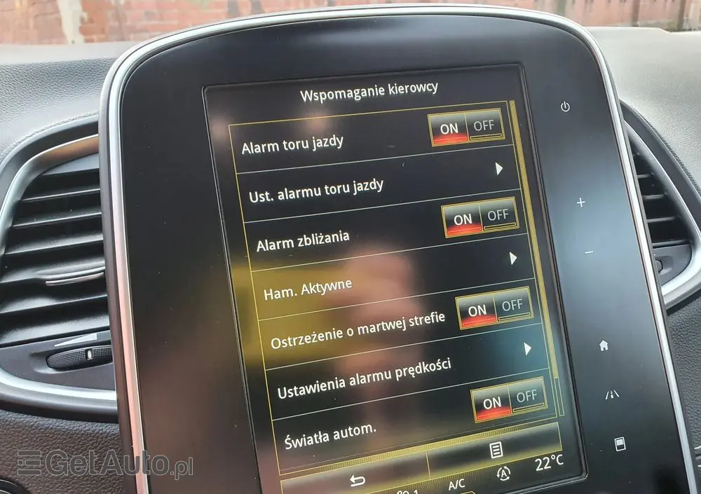 RENAULT Grand Scenic DCi 110 EDC Bose Edition