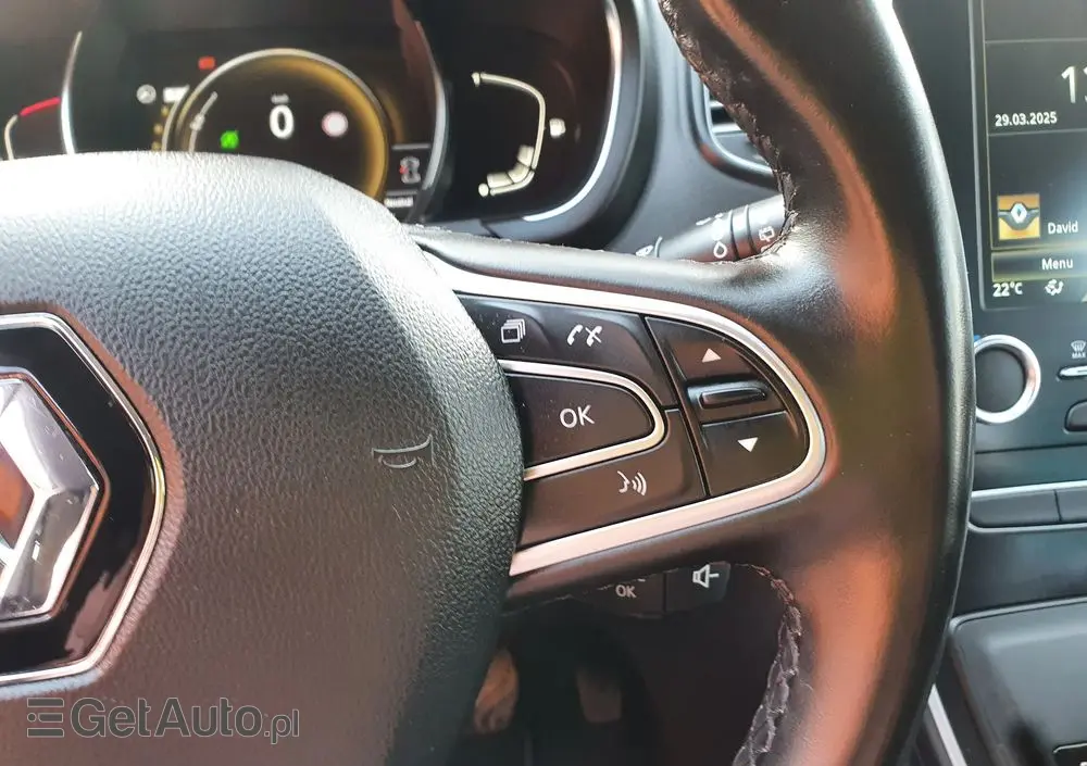 RENAULT Grand Scenic DCi 110 EDC Bose Edition