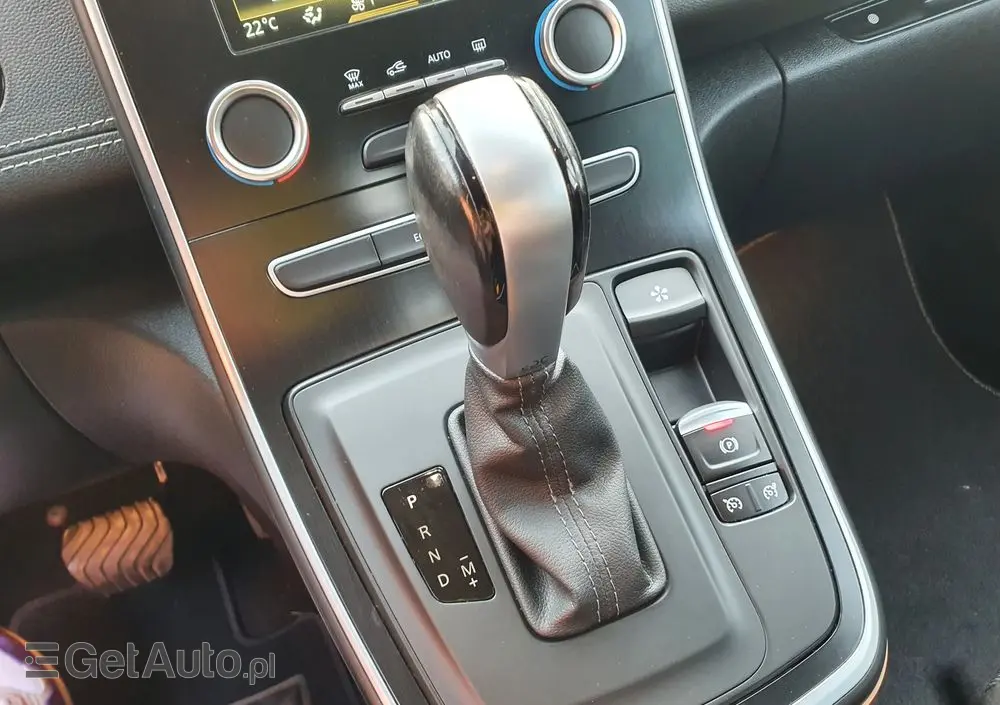 RENAULT Grand Scenic DCi 110 EDC Bose Edition