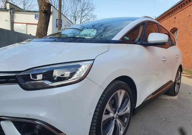 RENAULT Grand Scenic DCi 110 EDC Bose Edition