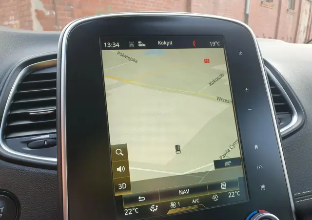 RENAULT Grand Scenic DCi 110 EDC Bose Edition