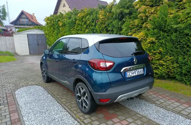 RENAULT Captur 