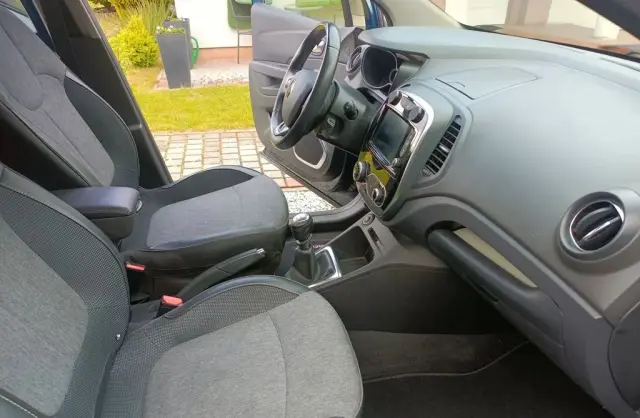 RENAULT Captur 