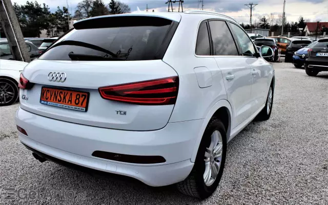 AUDI Q3 