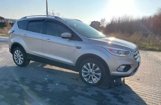 FORD Escape 