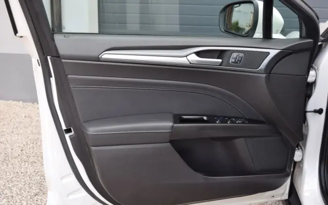 FORD Mondeo SW 2.0 TDCi Titanium PowerShift