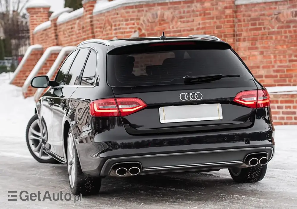 AUDI S4 Avant S tronic
