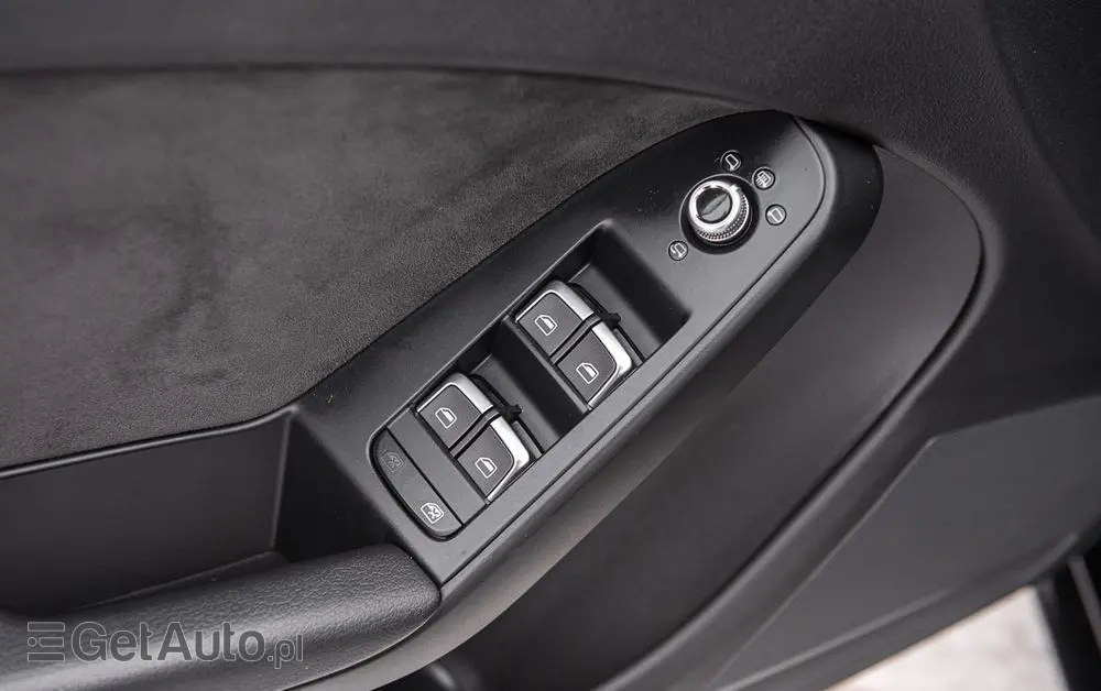 AUDI S4 Avant S tronic