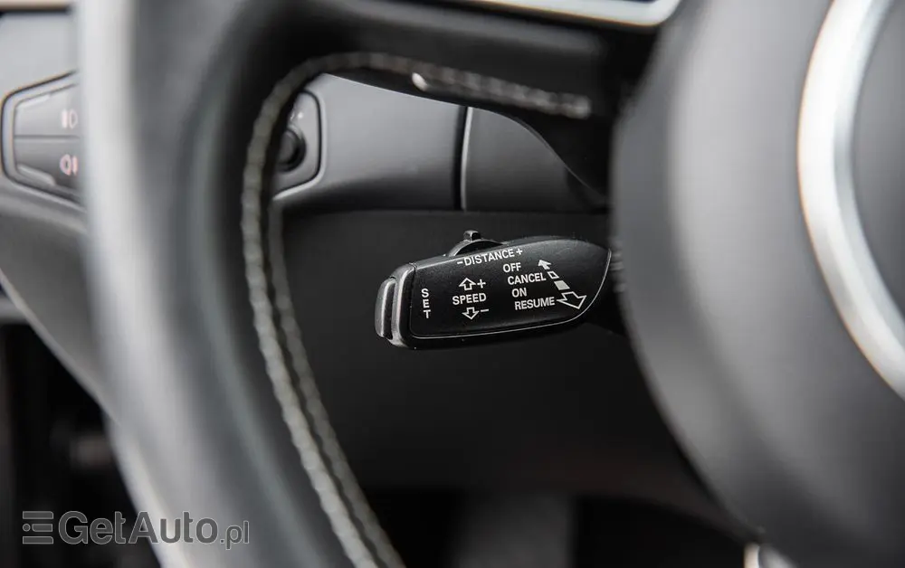 AUDI S4 Avant S tronic