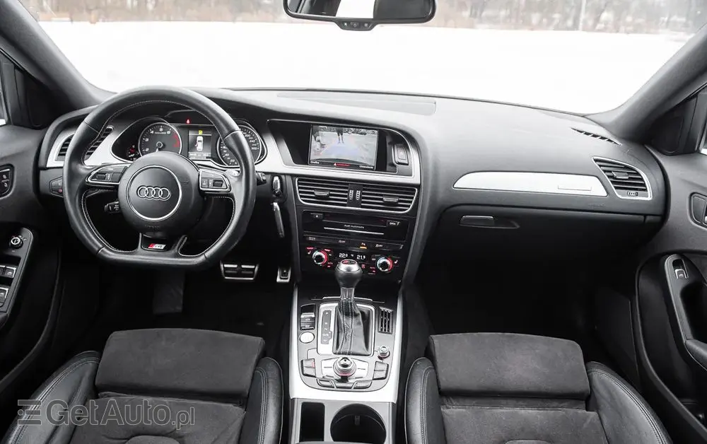 AUDI S4 Avant S tronic