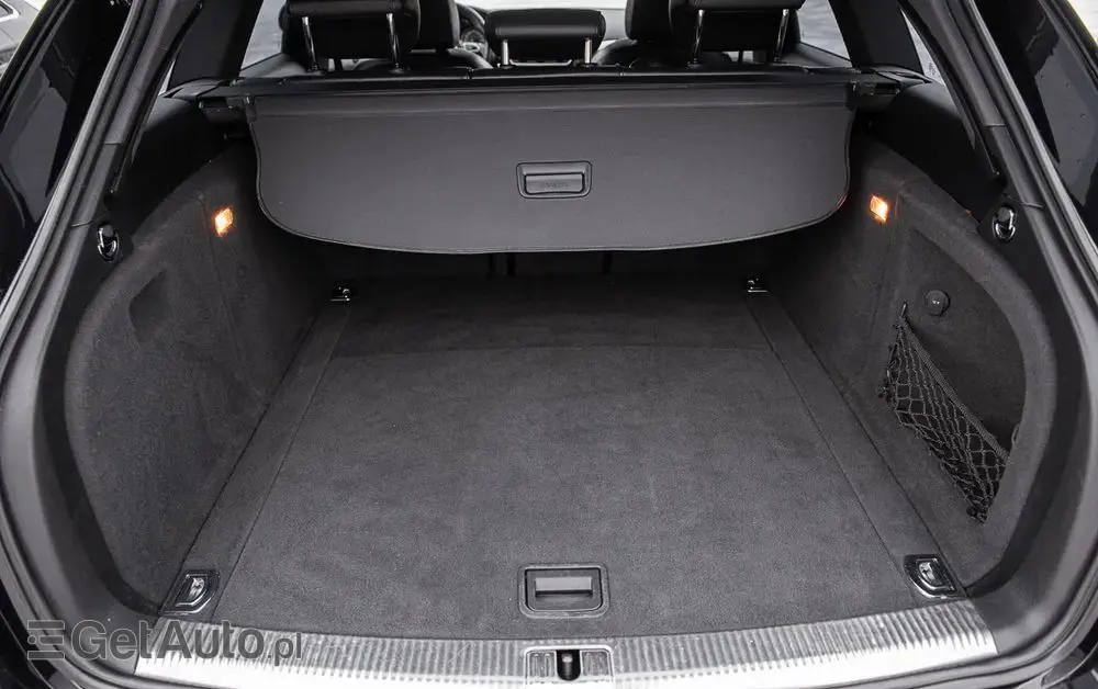 AUDI S4 Avant S tronic