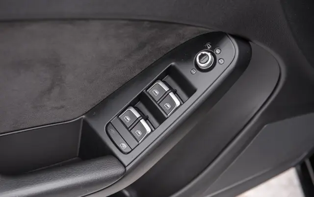 AUDI S4 Avant S tronic