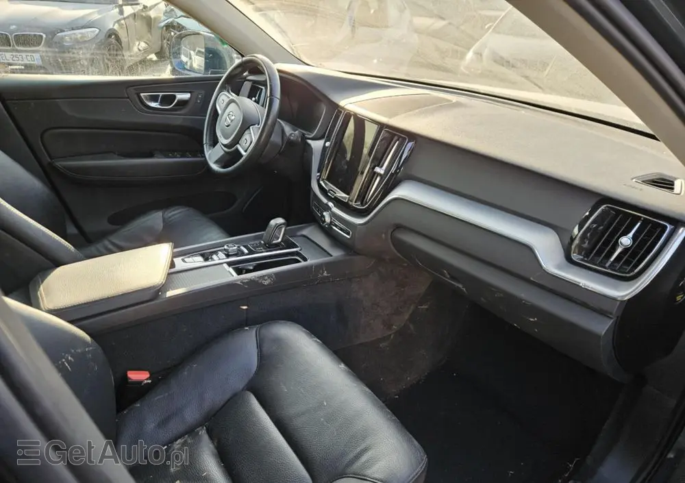VOLVO XC 60 T6 AWD Recharge Geartronic Inscription Expression