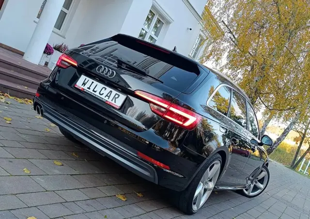 AUDI A4 Avant 2.0 TDI Sport S tronic