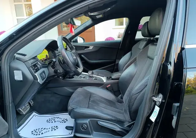 AUDI A4 Avant 2.0 TDI Sport S tronic