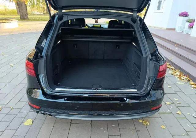 AUDI A4 Avant 2.0 TDI Sport S tronic