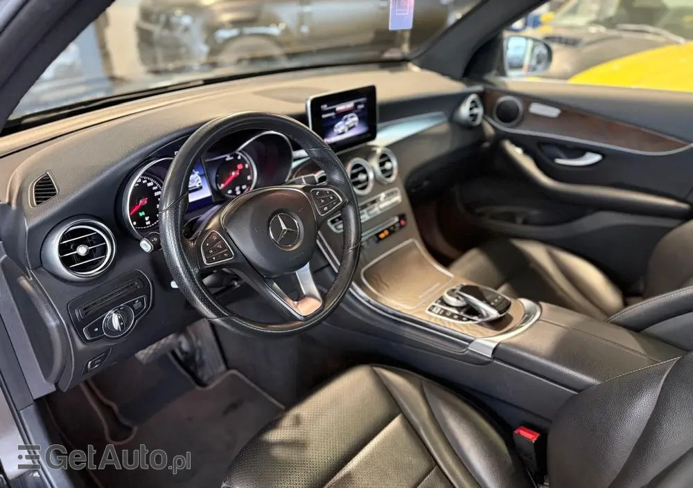 MERCEDES-BENZ GLC 220 d 4Matic 9G-TRONIC Exclusive
