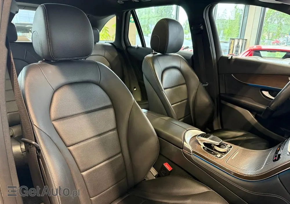 MERCEDES-BENZ GLC 220 d 4Matic 9G-TRONIC Exclusive