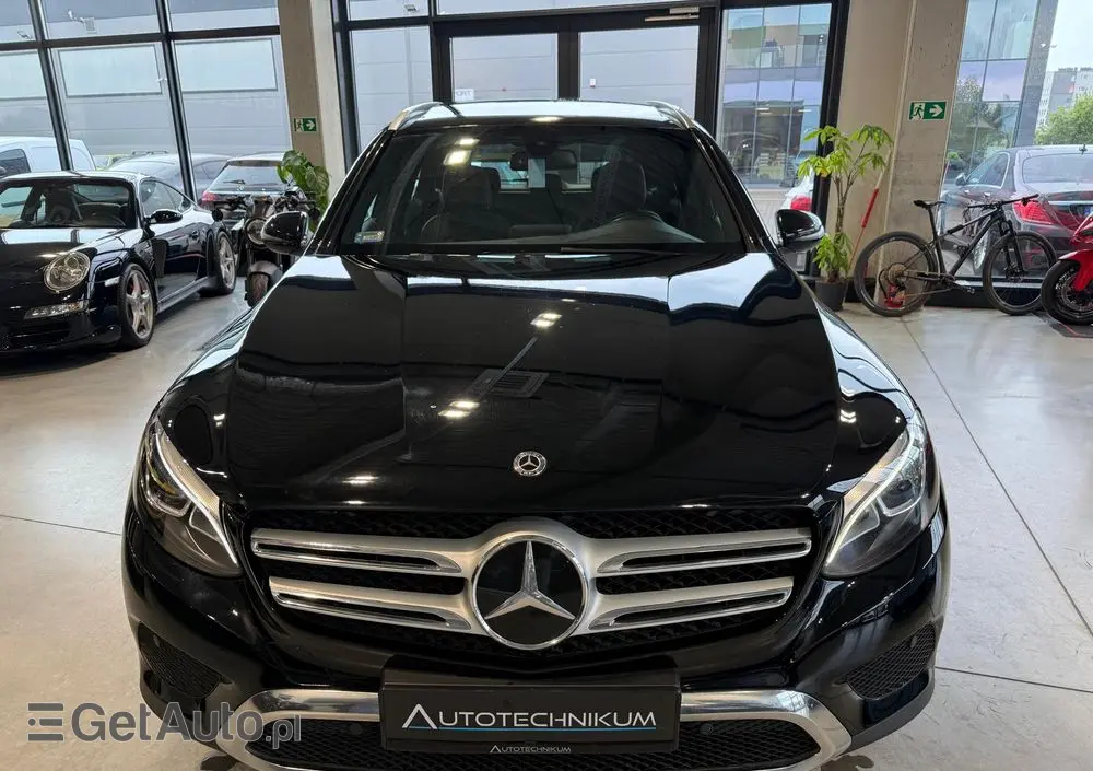 MERCEDES-BENZ GLC 220 d 4Matic 9G-TRONIC Exclusive