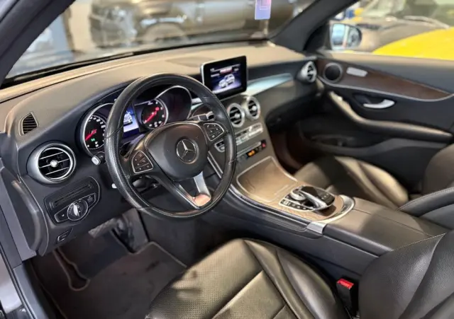 MERCEDES-BENZ GLC 220 d 4Matic 9G-TRONIC Exclusive