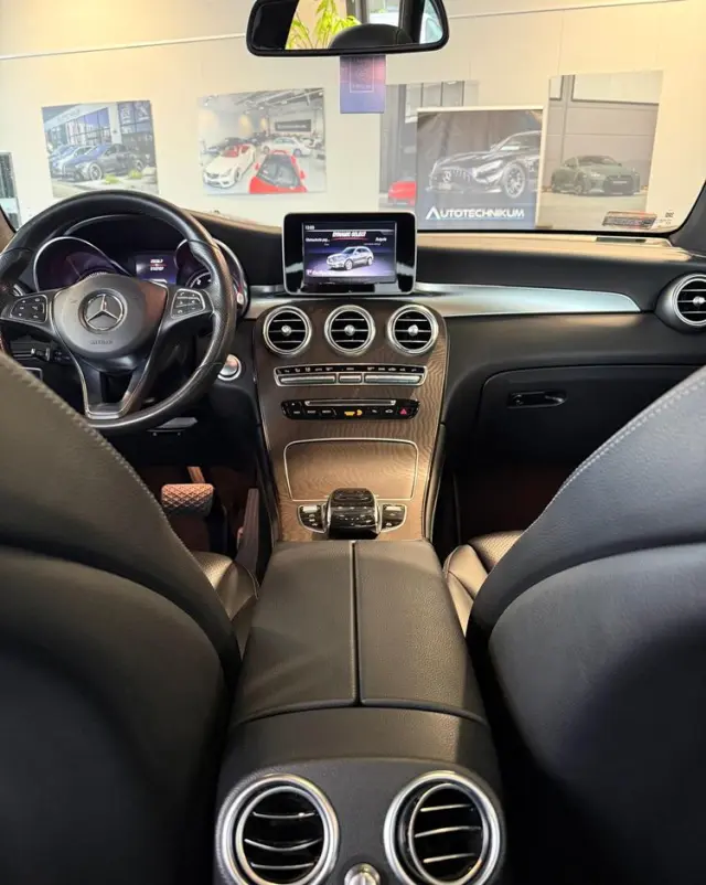 MERCEDES-BENZ GLC 220 d 4Matic 9G-TRONIC Exclusive