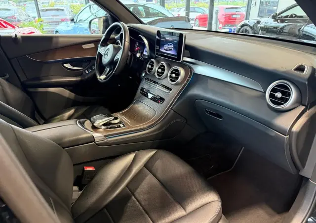 MERCEDES-BENZ GLC 220 d 4Matic 9G-TRONIC Exclusive