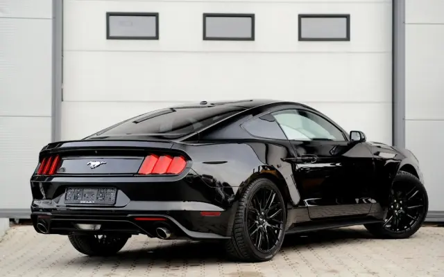 FORD Mustang 2.3 Eco Boost