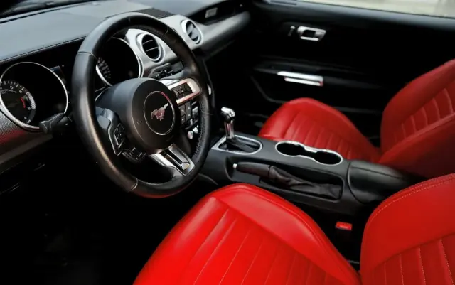 FORD Mustang 2.3 Eco Boost