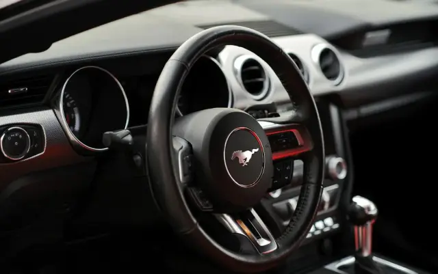 FORD Mustang 2.3 Eco Boost