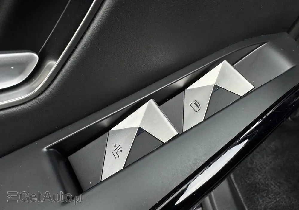 DS AUTOMOBILES DS 7 Crossback 