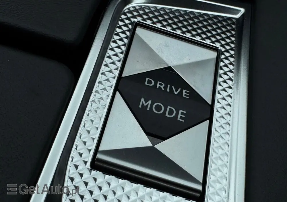 DS AUTOMOBILES DS 7 Crossback 