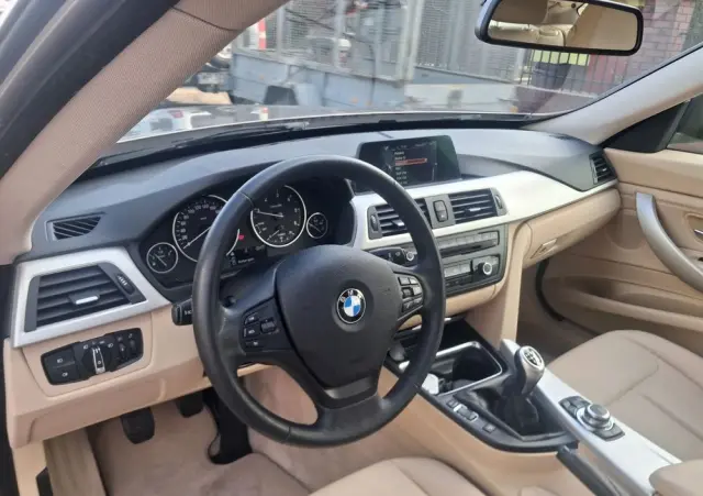BMW 3GT 318d Luxury Line